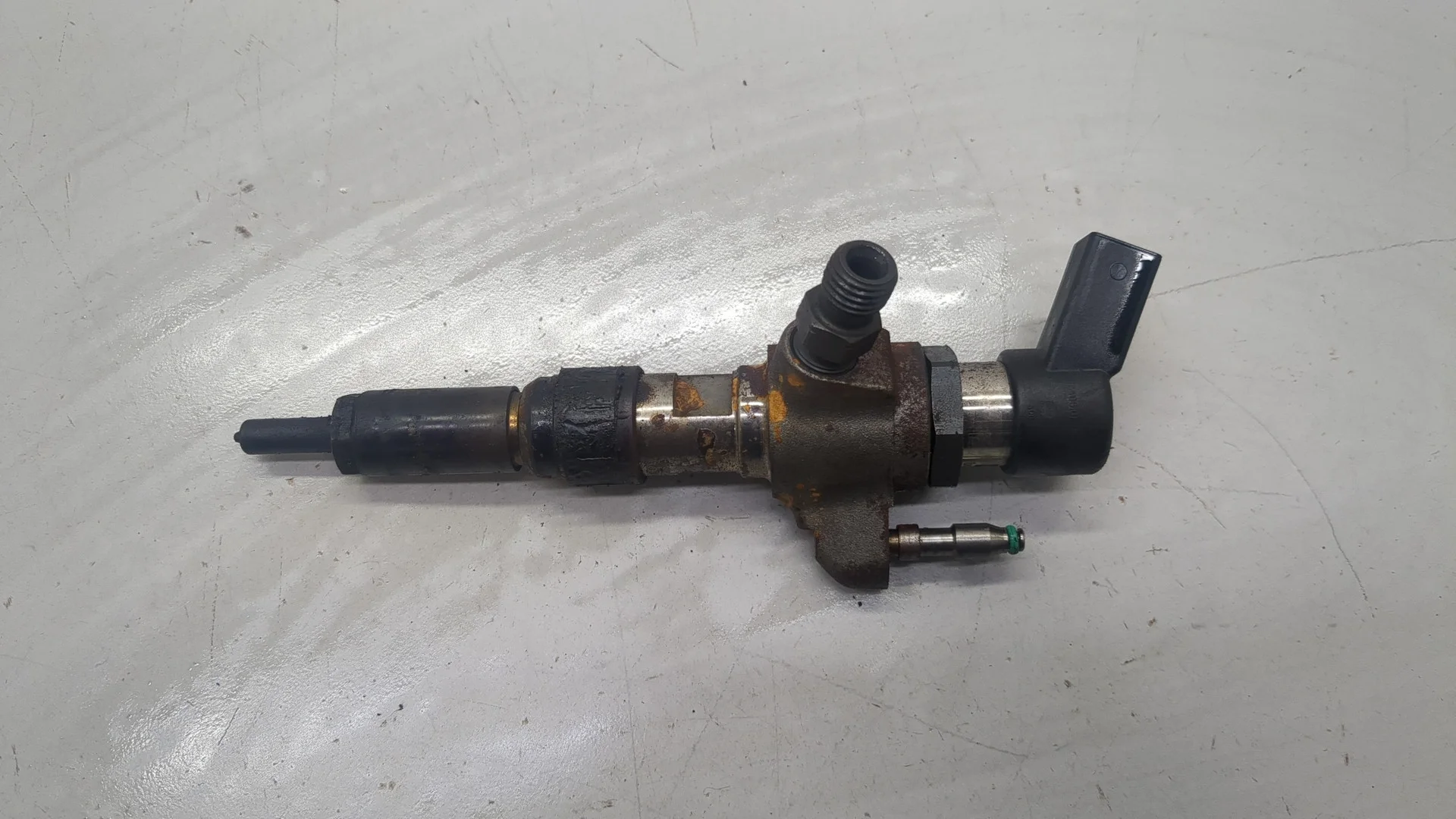 Форсунка топливная Ford C-Max 2010-2015 КПП 6-ст.мех.(МКПП) T1DA Дизель 1.6 л TDCI