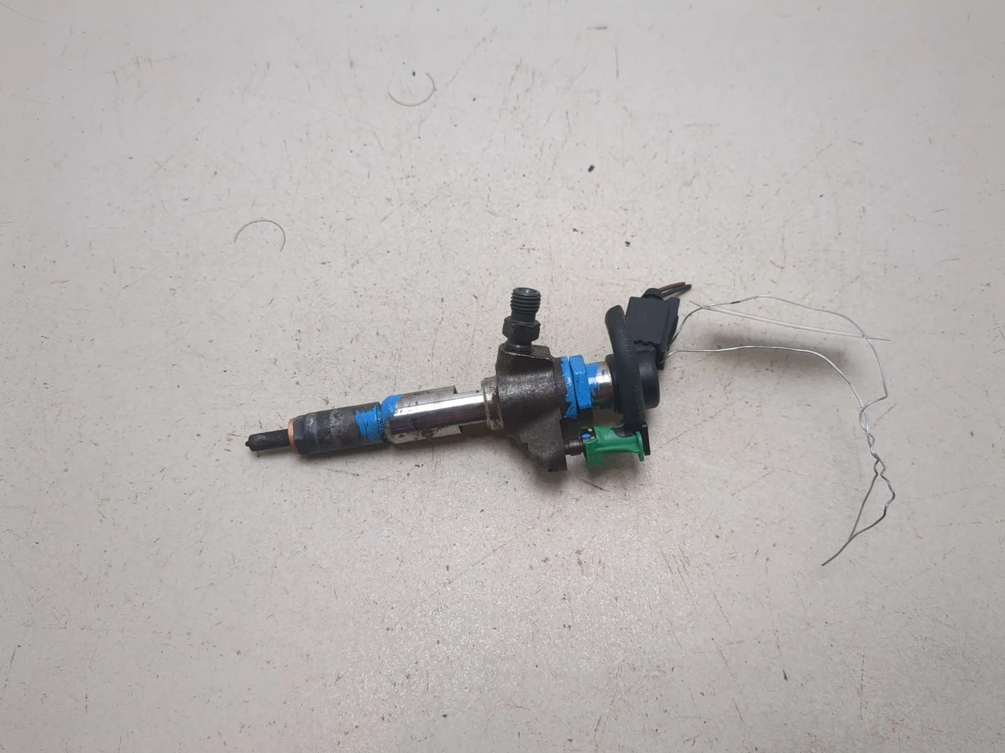 Форсунка топливная Ford Focus 3 2011-2015 КПП 6-ст.мех.(МКПП) TZJA,TZJB Дизель 1.6 л TDCI