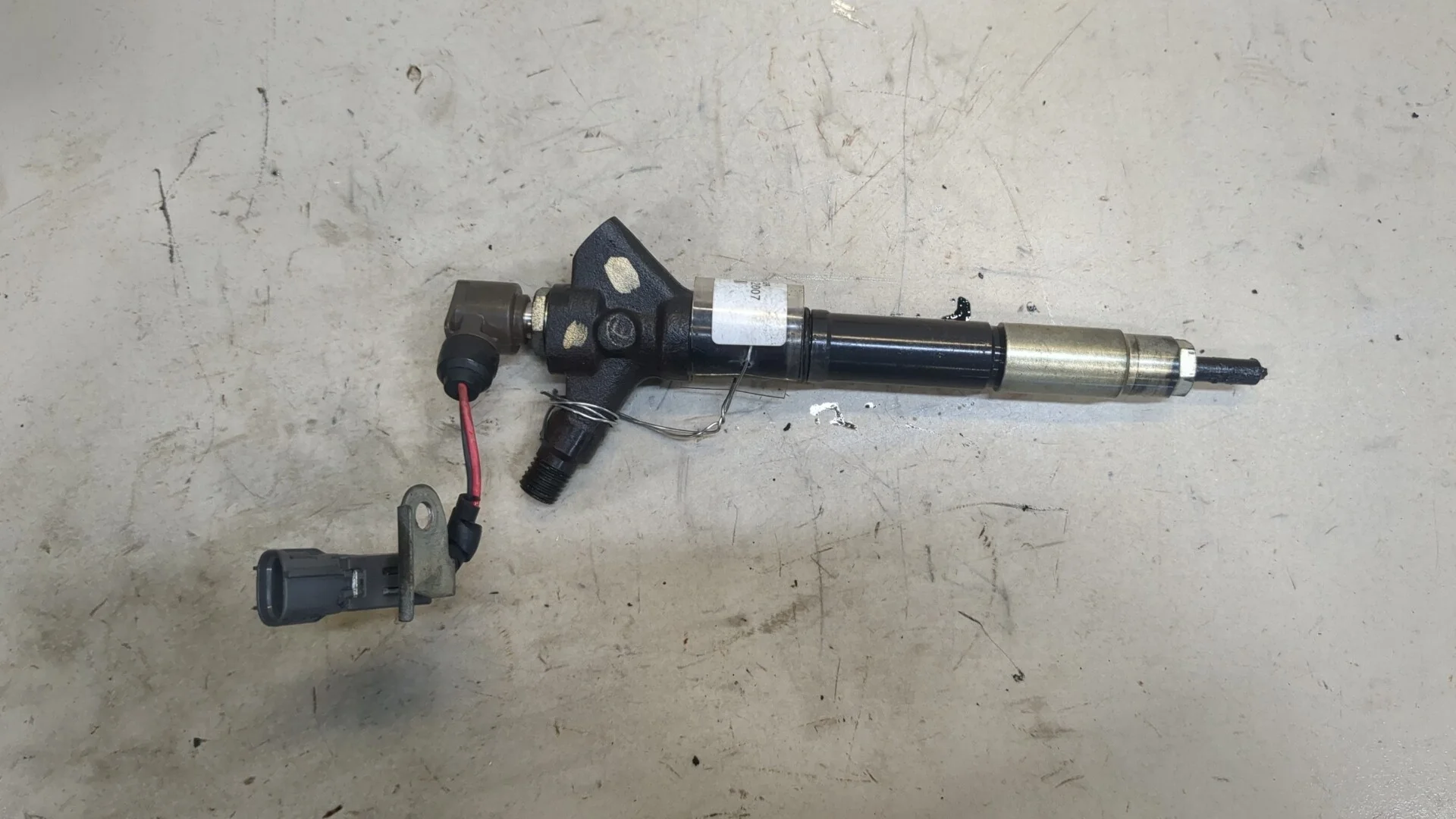 Форсунка топливная Lexus IS 2005-2016 КПП 6-ст.мех.(МКПП) 2ADFHV Дизель 2.2 л D-4D