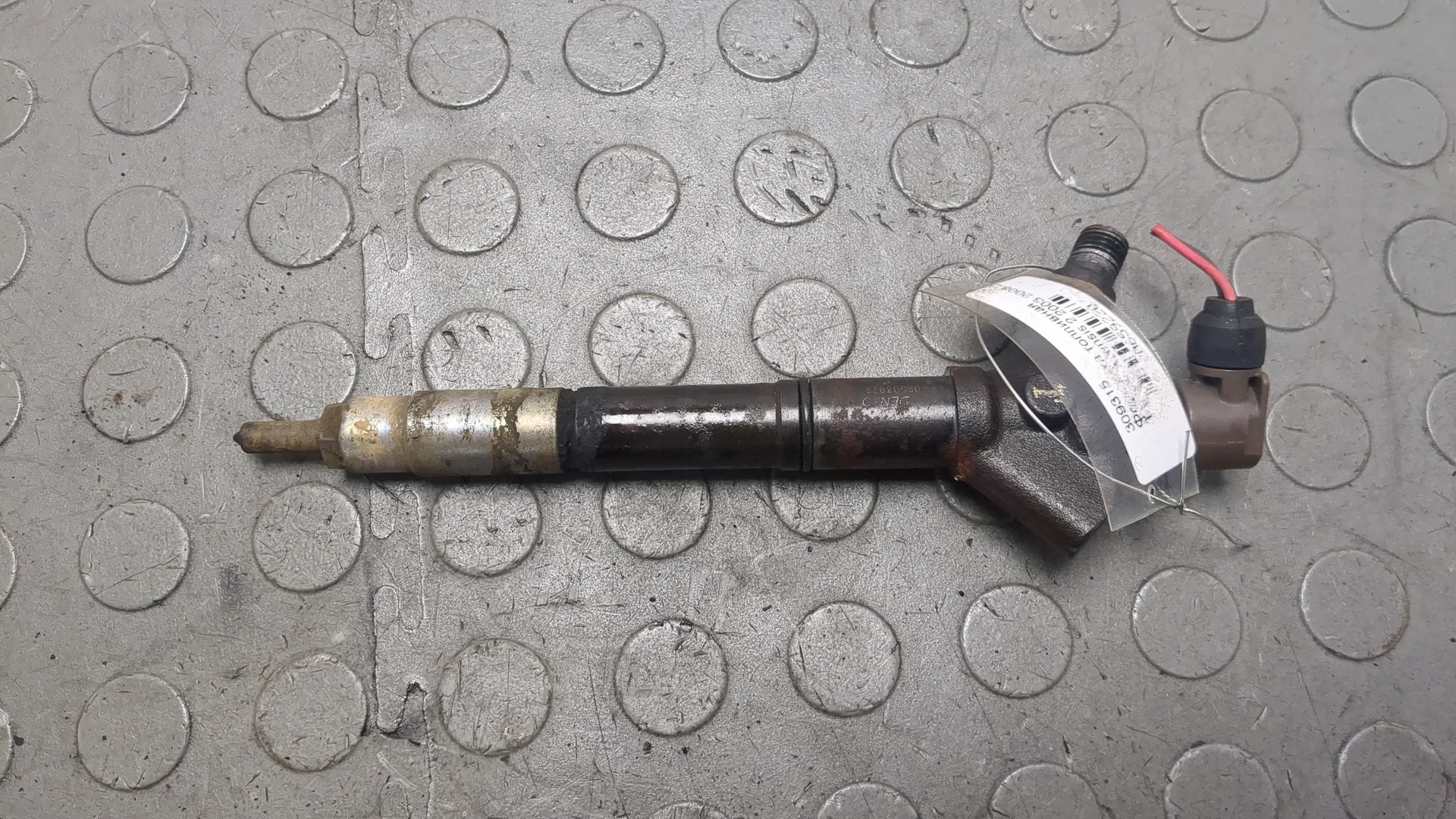 Форсунка топливная Toyota Avensis 2 2003-2009 КПП 6-ст.мех.(МКПП) 2AD-FHV Дизель 2.2 л D-4D