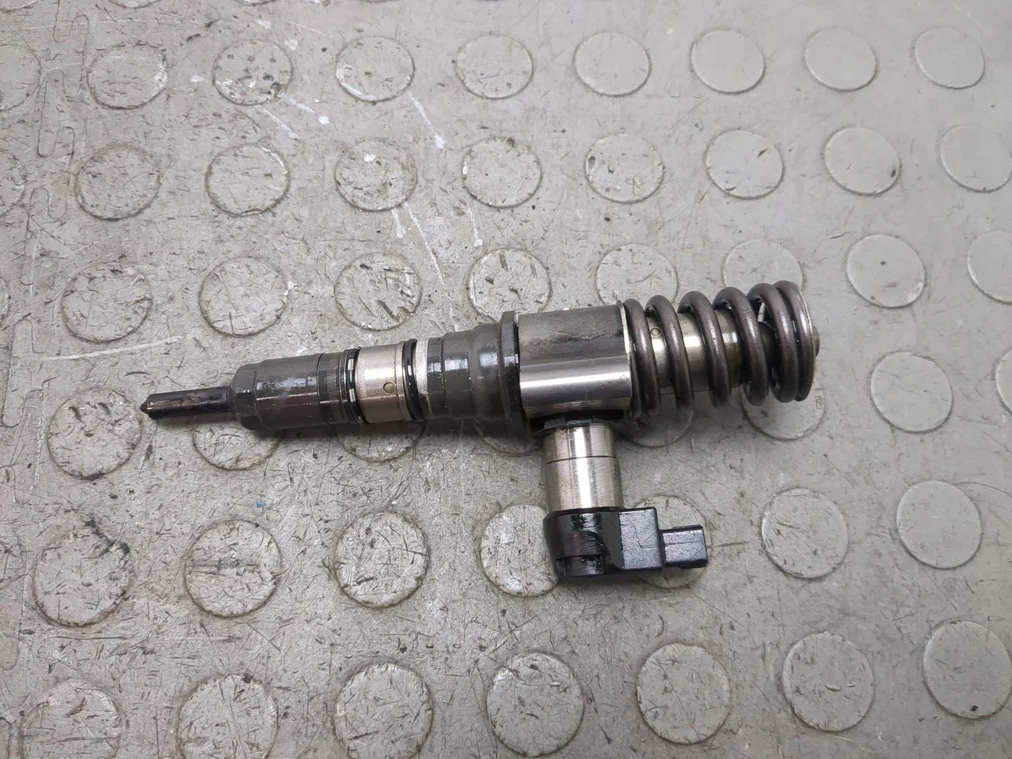 Форсунка топливная Volkswagen Passat 6 2005-2010 КПП автомат (АКПП) BKP Дизель 2 л TDI