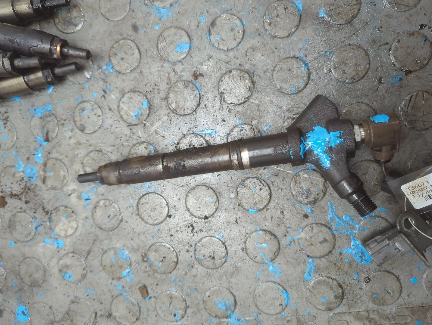 Форсунка топливная Toyota RAV 4 2006-2013 КПП 6-ст.мех 4х4 (МКПП) 2ADFHV Дизель 2.2 л D-4D