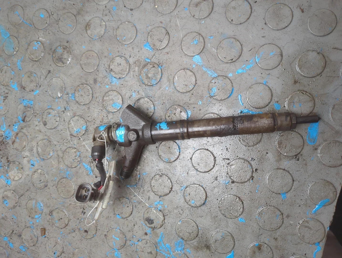 Форсунка топливная Toyota RAV 4 2006-2013 КПП 6-ст.мех 4х4 (МКПП) 2ADFHV Дизель 2.2 л D-4D