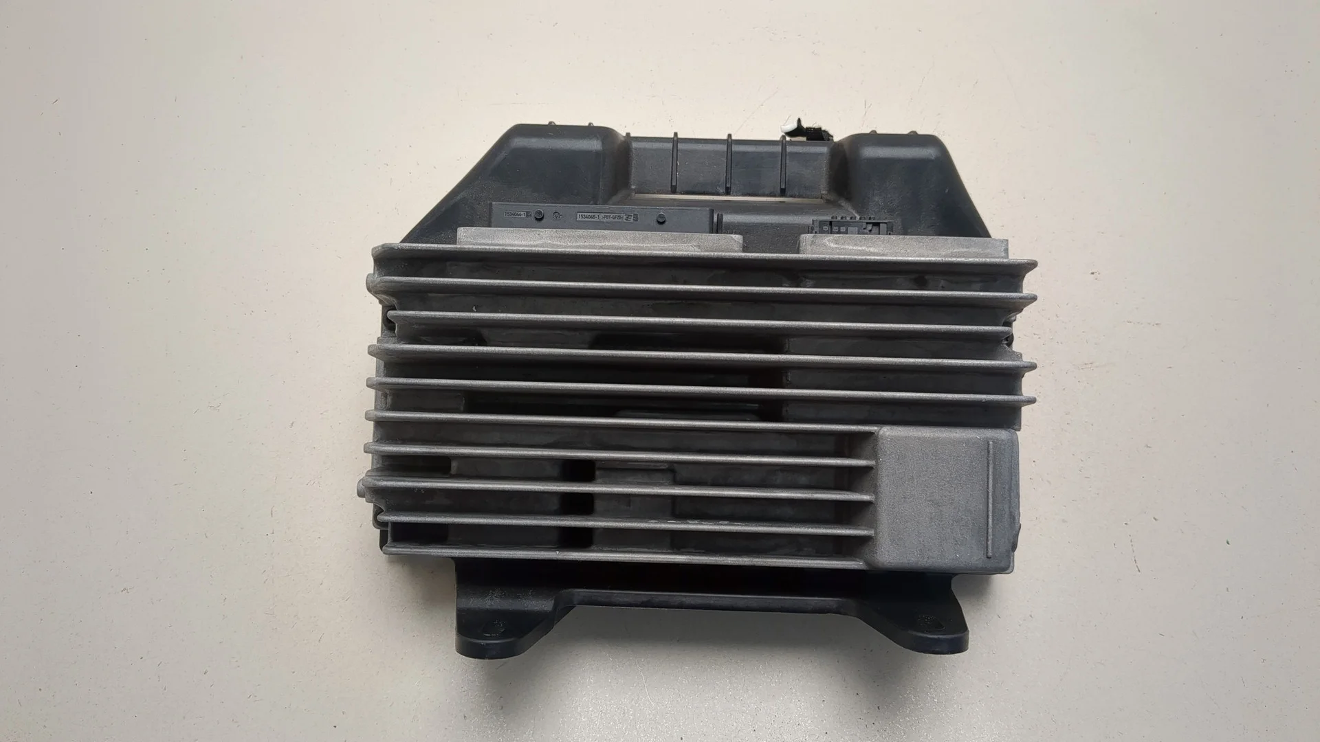 Усилитель магнитолы Audi A4 (B8) Allroad 2009-2016 КПП 6-ст.мех 4х4 (МКПП) CGLC Дизель 2 л TDI