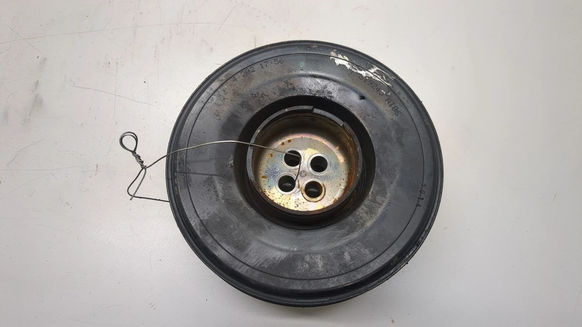 Шкив коленвала BMW 5 F10 2010-2017 КПП автомат (АКПП) B47D20A Дизель 2 л Турбо