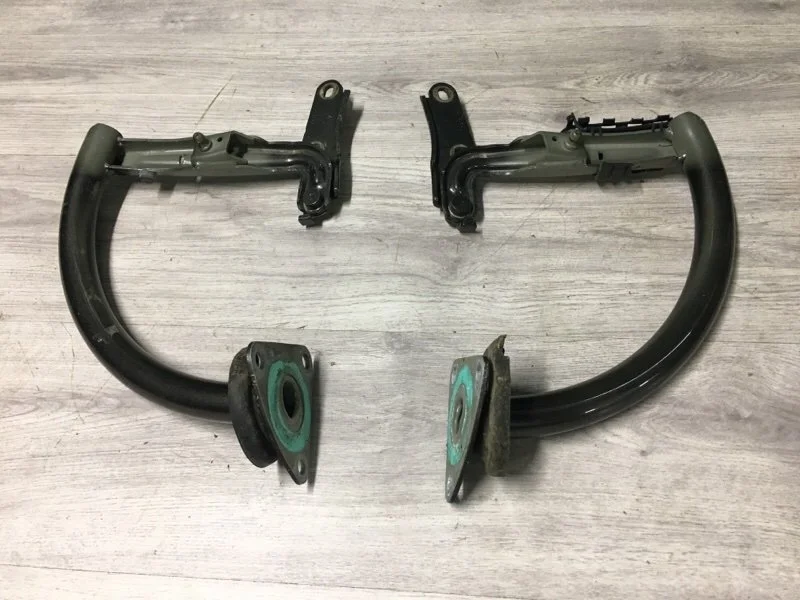 Петли багажника Volkswagen Passat 2013 B7