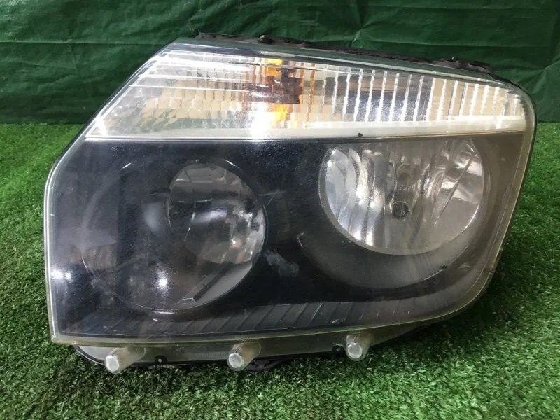 Фара Renault Duster 2012 HSM