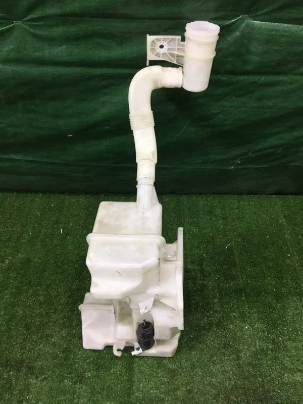 Бачок омывателя Volkswagen Jetta 2014 162, 1B