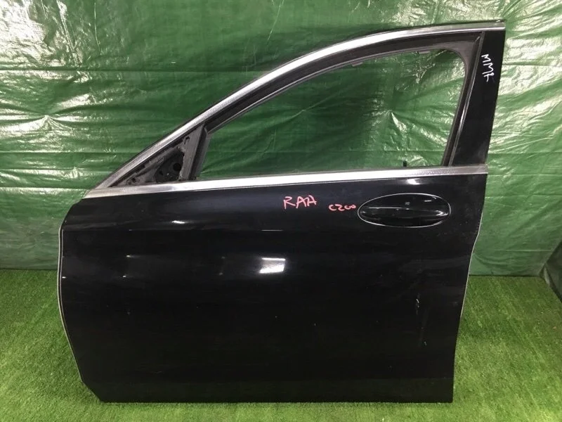 Дверь водительская Mercedes-Benz -Class 2015 W205
