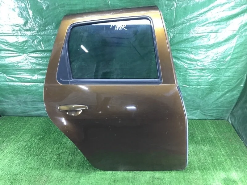 Дверь задняя правая Renault Duster 2012 HSM