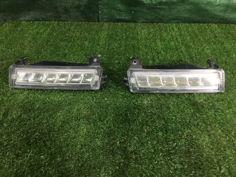 Дневной ходовой огонь Mercedes-Benz Gl 2009 X164