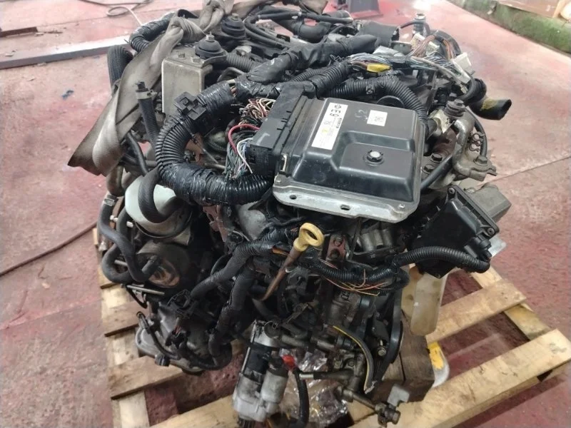 Двигатель с навесным Nissan Pathfinder 2011 R51
