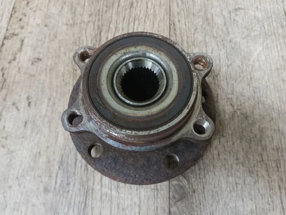 Ступица передняя Volkswagen Golf Mk6 (2008—2012) Golf Mk6 (2008—2012) 5N, 5N2, 1Z3, 3654AZ