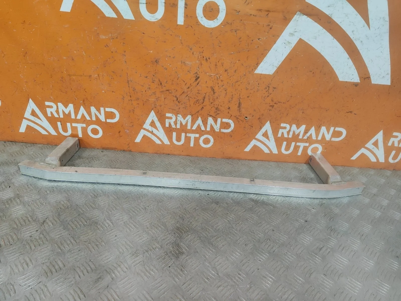 Усилитель бампера нижний BMW X3 2017-нв G01