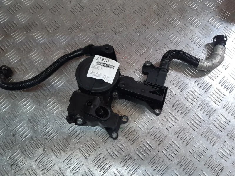 Маслоотделитель Skoda Octavia