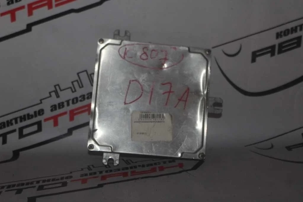 БЛОК EFI HONDA D17A CIVIC EU3 37820PLRJ84