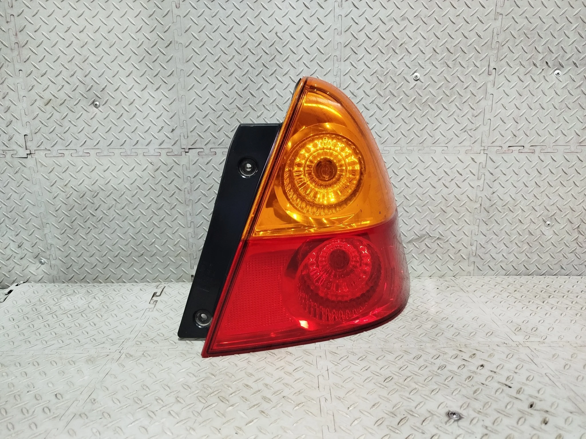 ФОНАРЬ SUZUKI AERIO LIANA ERA31S ERB31S RA21S RC51S 22032691 SEDAN ПРАВЫЙ 3565055G00 KE672