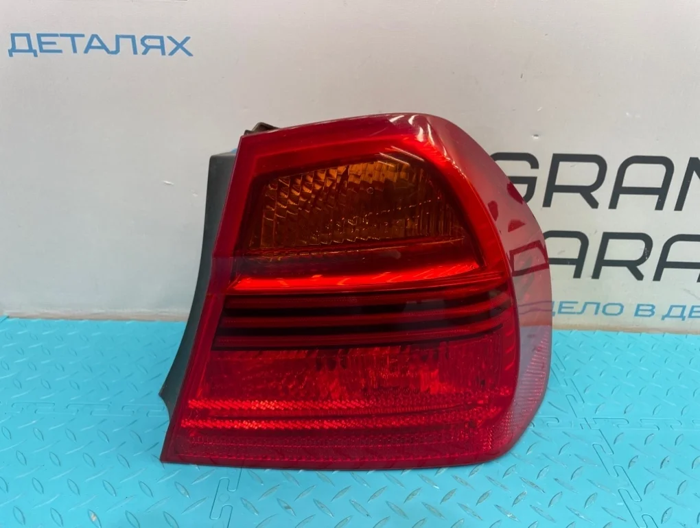 Фонарь Bmw 3-Series 2006 63216937458 E90 N46B20B 2.0, задний правый