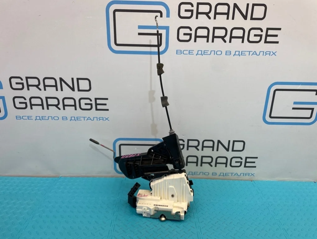 Замок двери Mercedes-Benz Ml-Class 2006 A1697302235 W164 642.940 3.0, задний правый