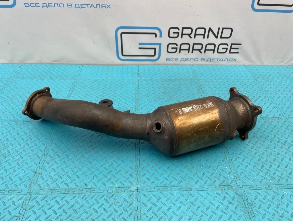 Катализатор Audi Q5 2010 8K0131701S 8RB CDNC 2.0