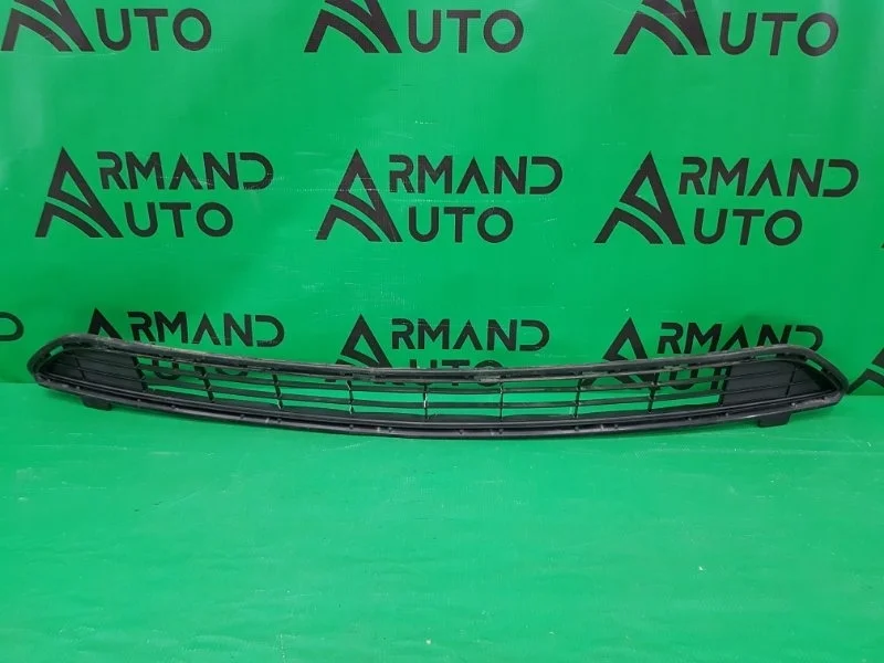 Решетка бампера TOYOTA RAV4 2015-2019 CA40