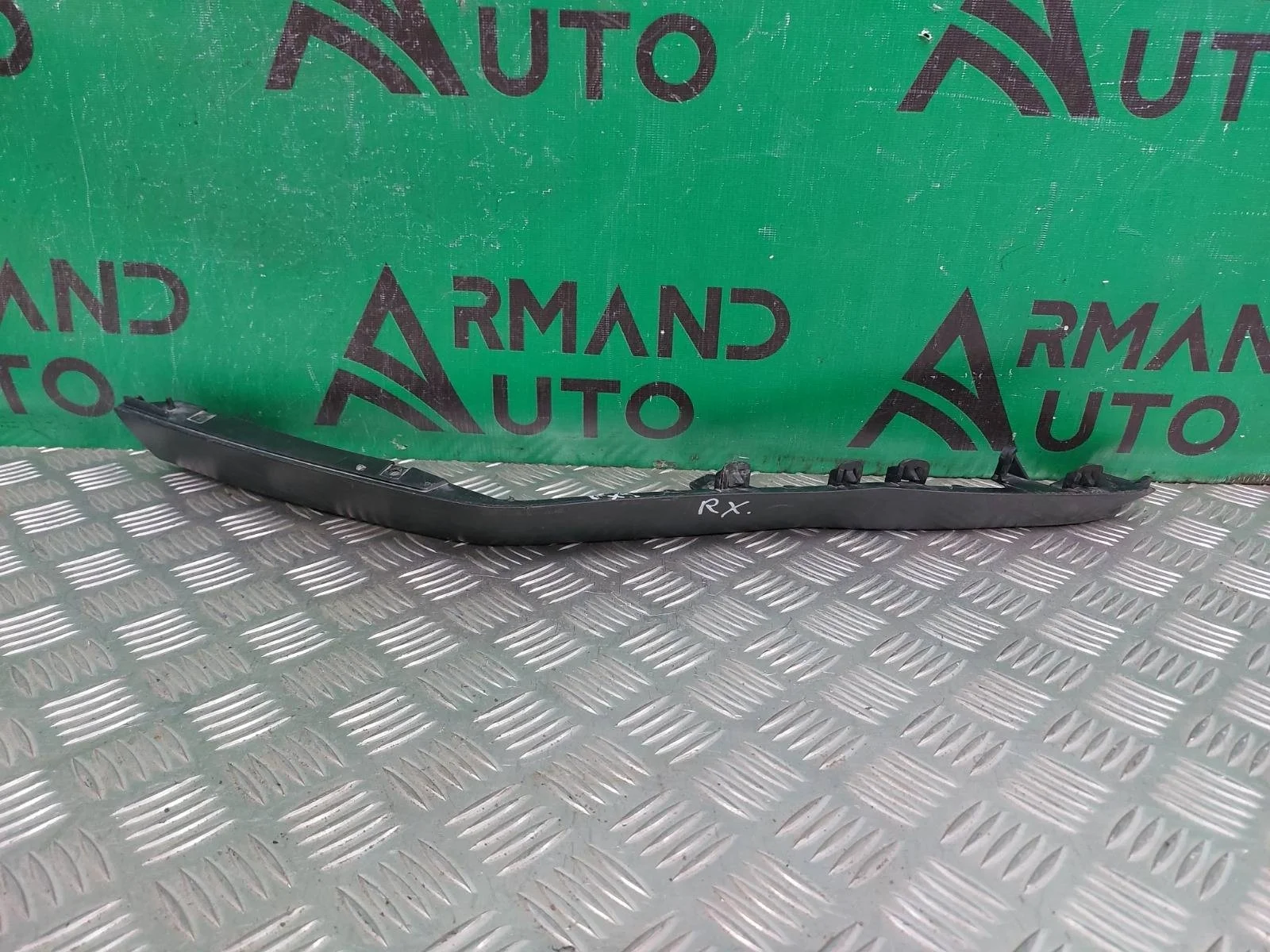 Накладка бампера Lexus RX 2015-2019 4