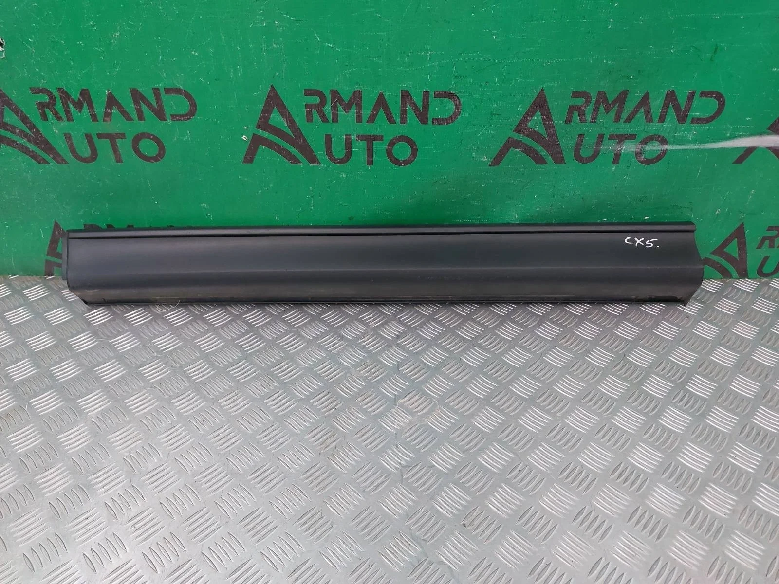 Молдинг двери Mazda CX-5 2017-нв