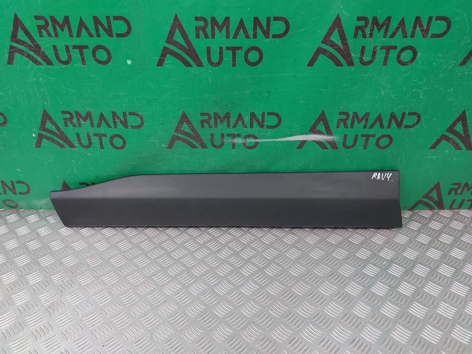 Молдинг двери Toyota RAV4 2018-нв 5 XA50