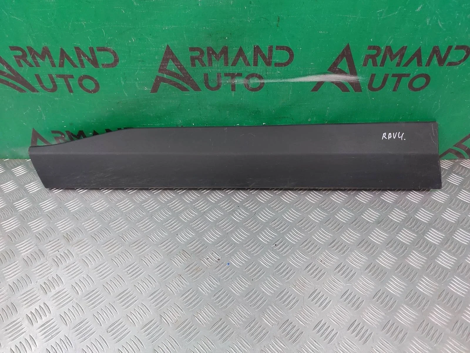 Молдинг двери Toyota RAV4 2018-нв 5 XA50