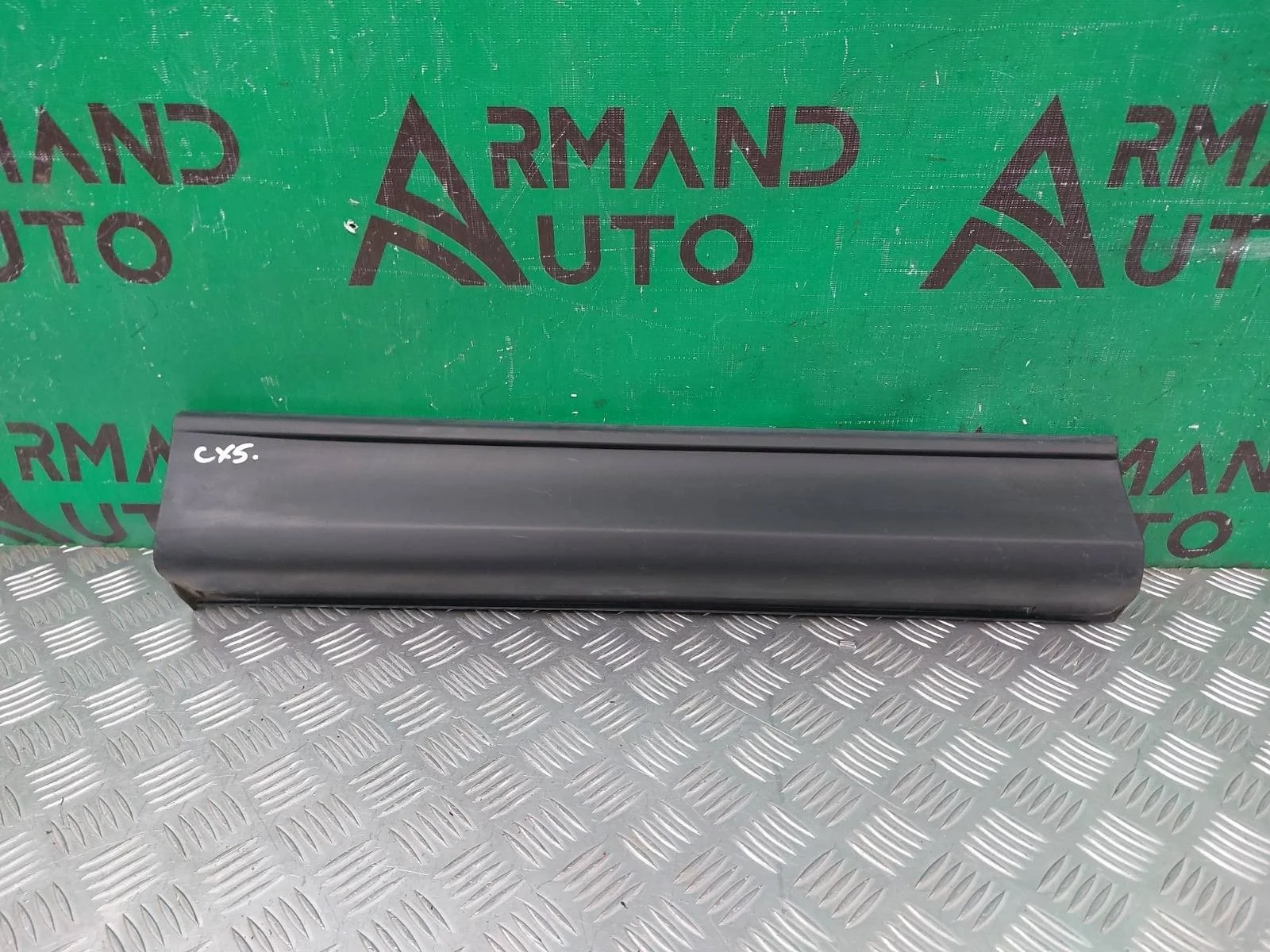 Молдинг двери Mazda CX-5 2017-нв