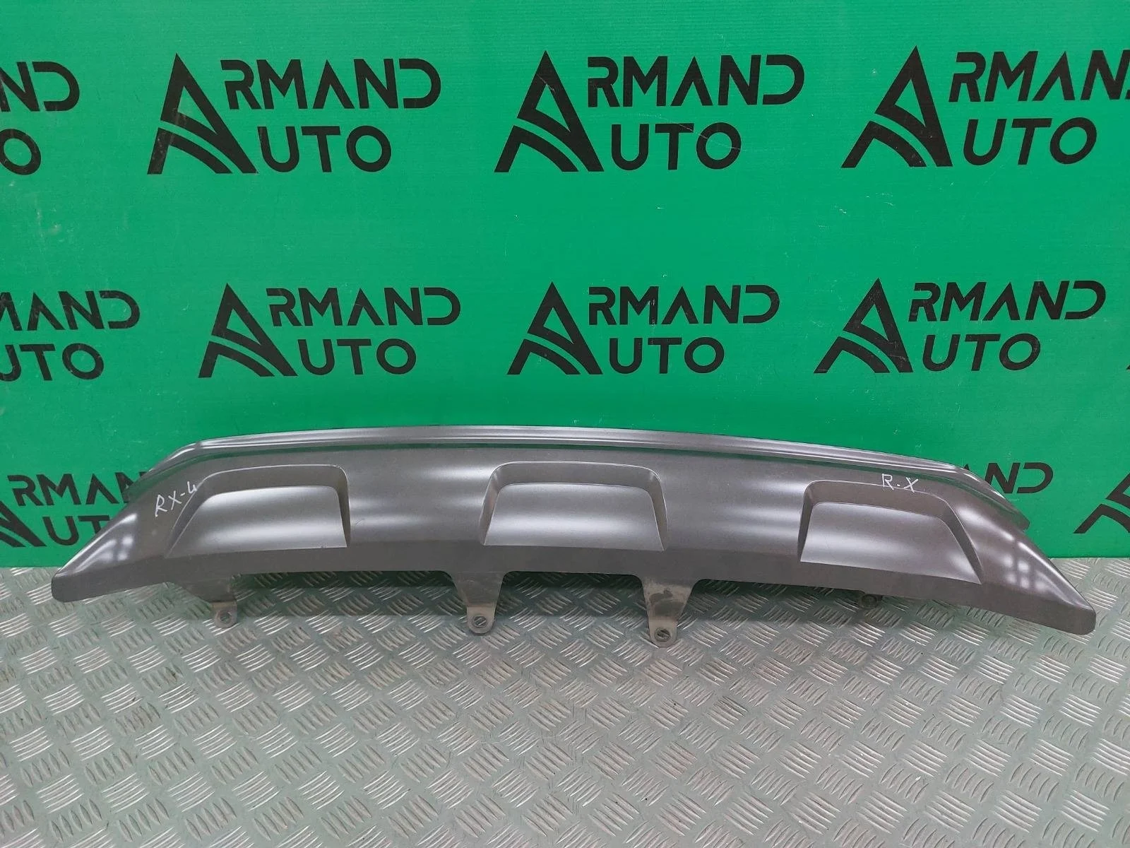 Накладка бампера нижняя Lexus RX 2015-2019 4