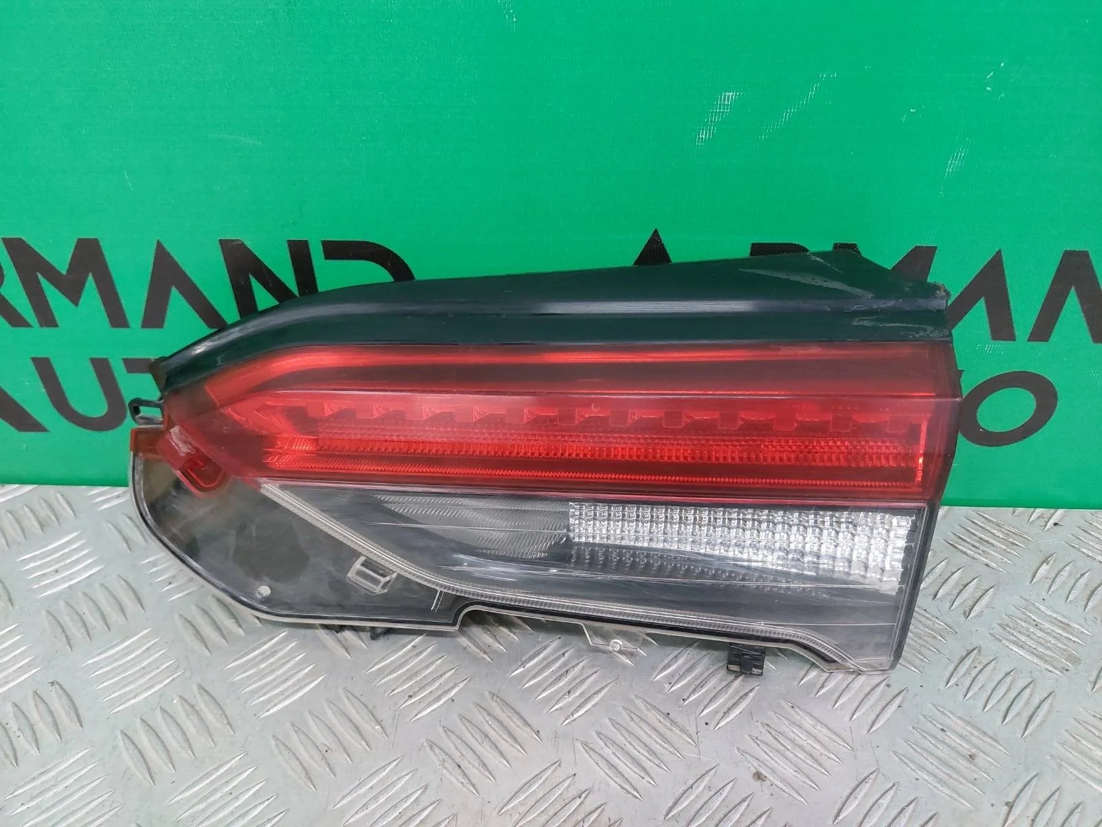 Фонарь внутренний Toyota RAV4 2018-нв 5 XA50