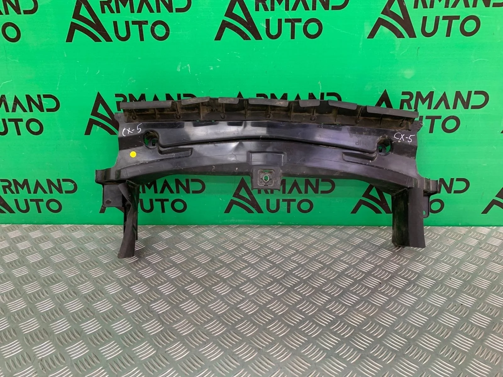 Дефлектор радиатора Mazda CX-5 2017-нв