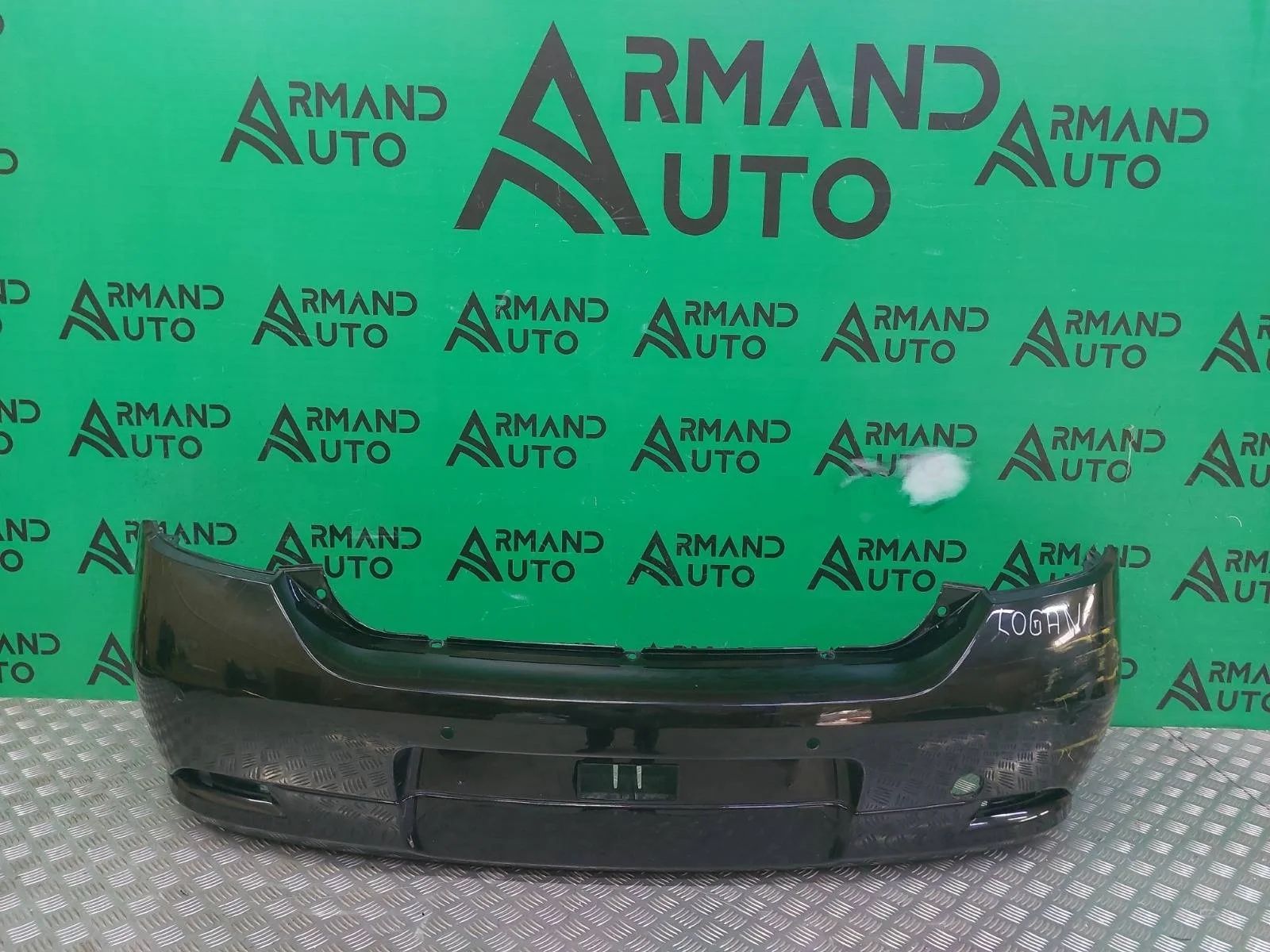 Бампер Renault Logan 2012-2022