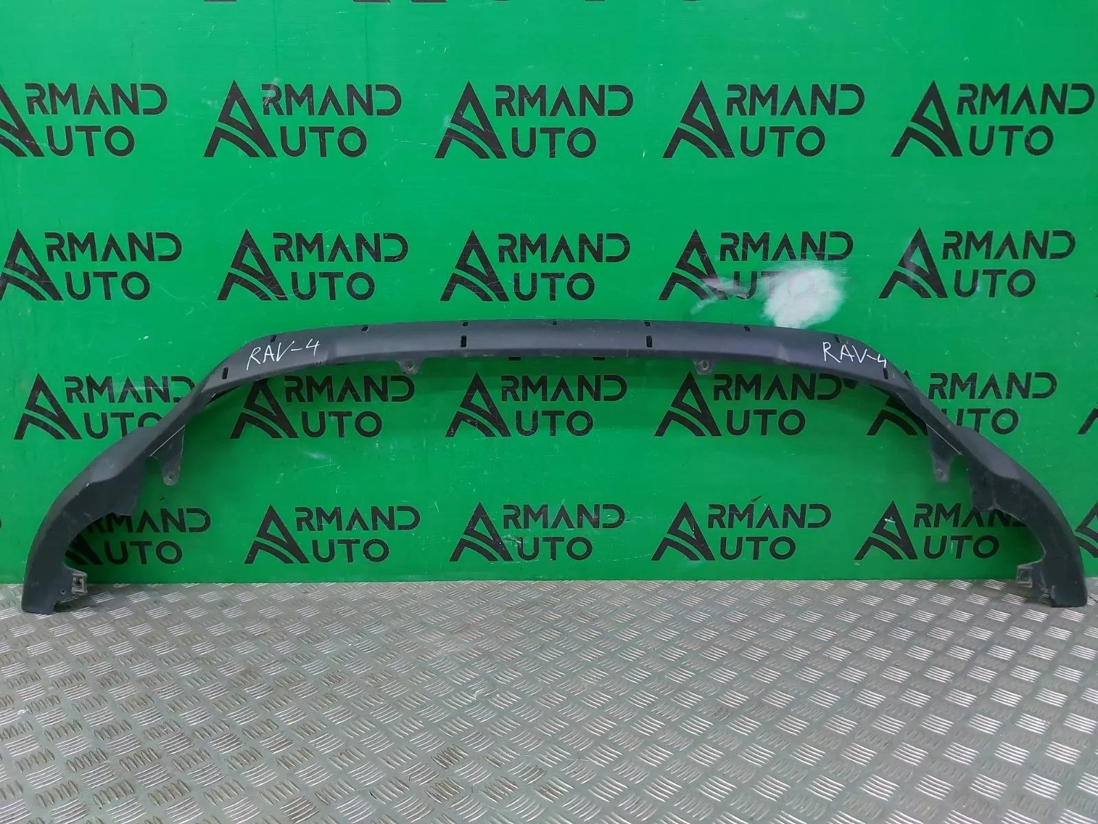 Юбка бампера Toyota RAV4 2015-2019 CA40