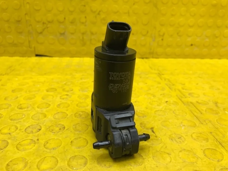 Насос омывателя Toyota Rav 4 2019 8533047100 MXAA52 M20AFKS