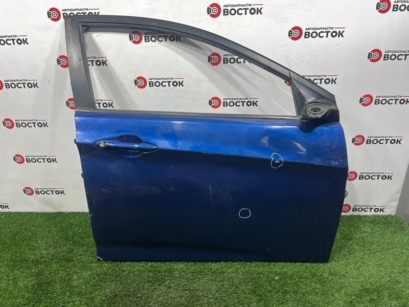 Дверь Hyundai Solaris 760044L000 RB, передняя правая