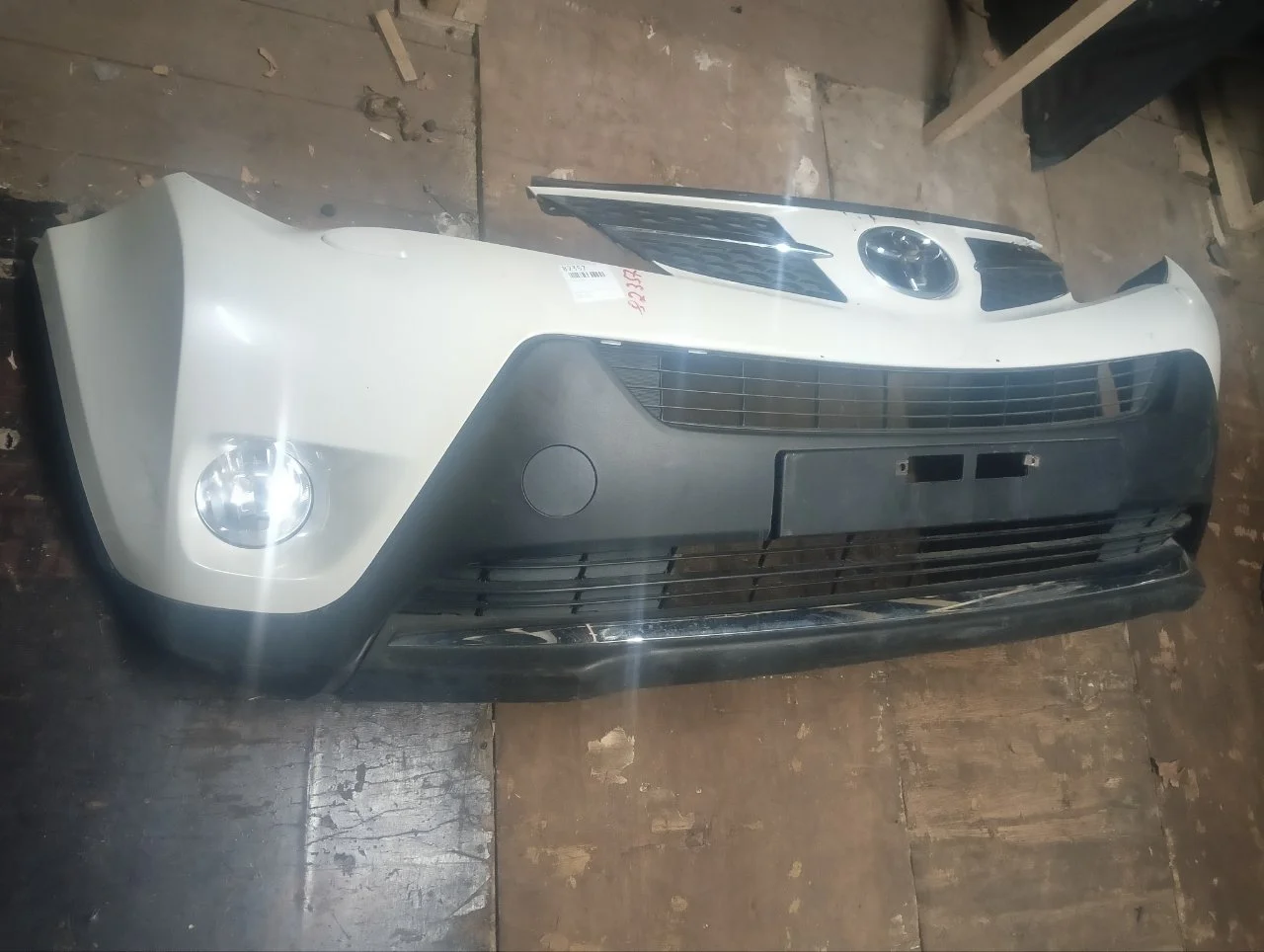 Бампер Toyota Rav4 2013-2015 5211942A00 40, передний