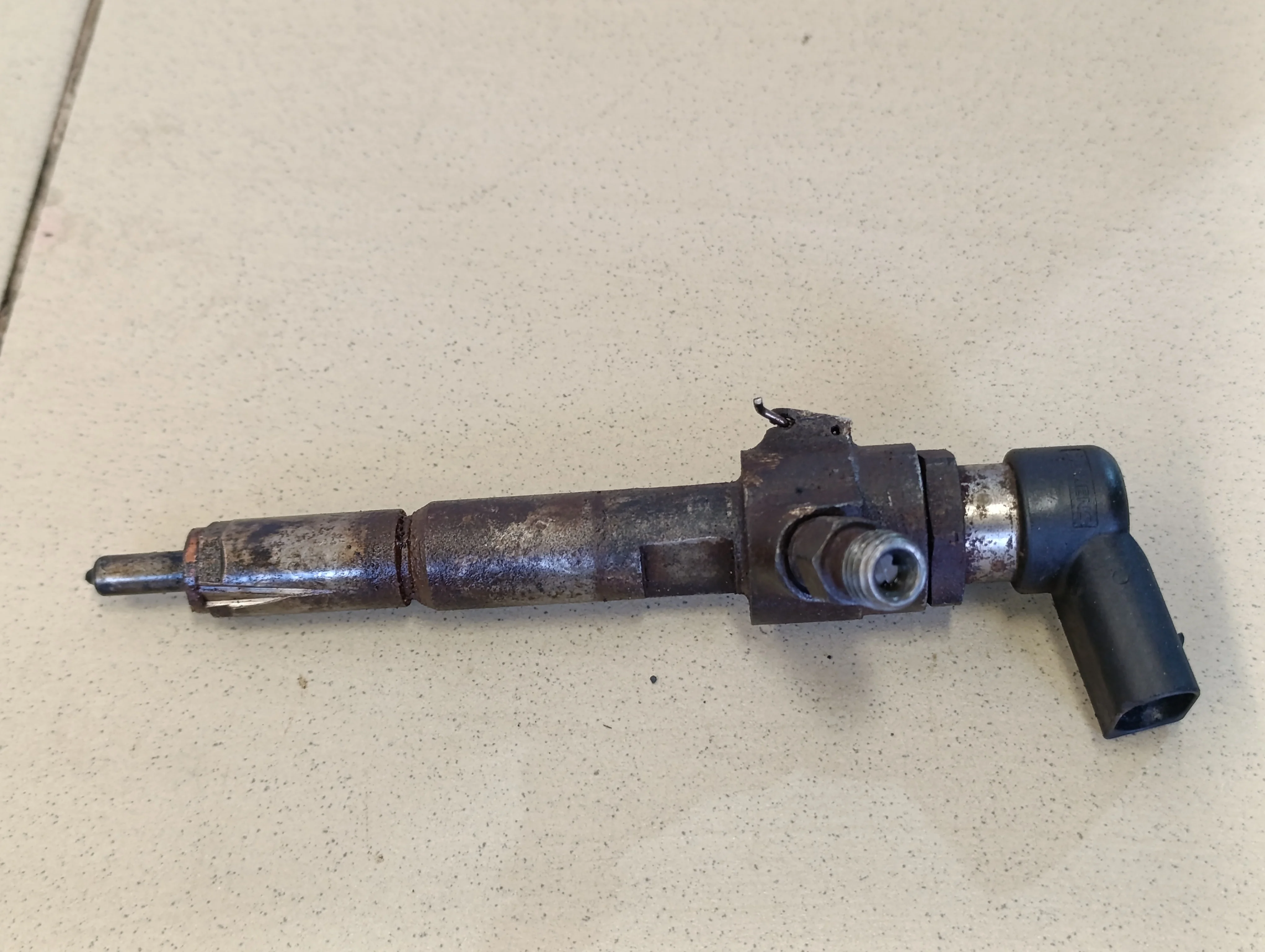 Форсунка дизельная электрическая Focus II 2005-2008