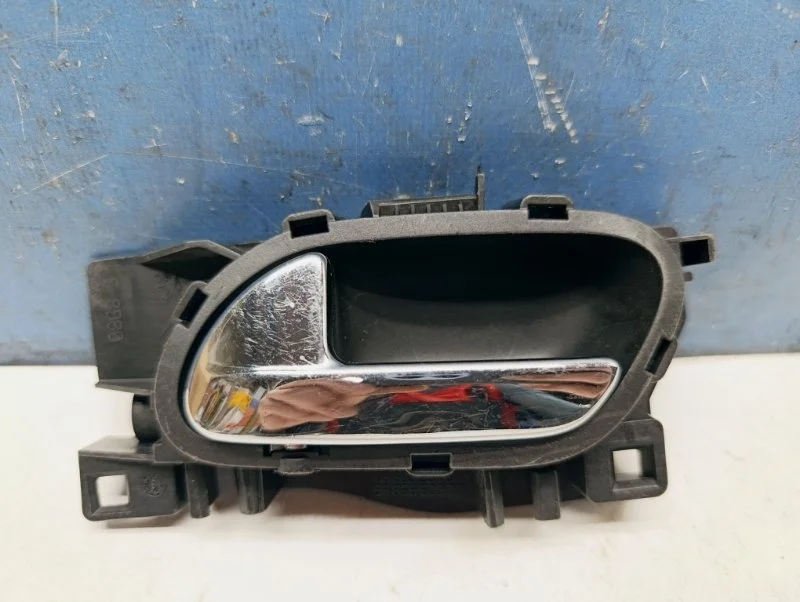 Ручка внутренняя Peugeot 308 2007-2015 9143Q1, передняя левая