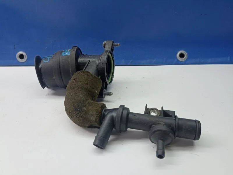 Патрубок турбины Volkswagen Passat 2012 03C129656C B7 1.4 CAXA