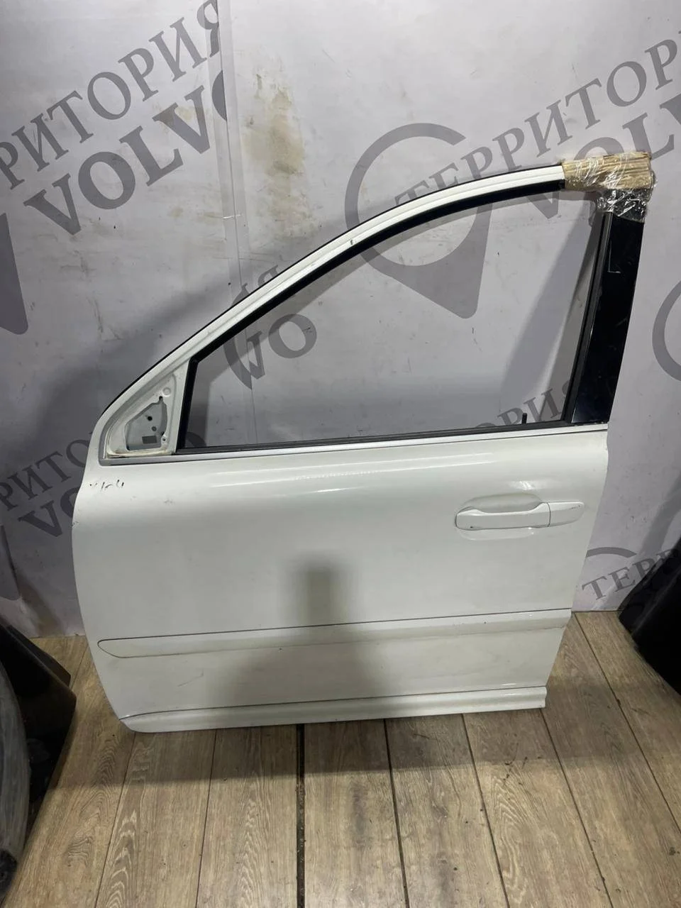 Дверь передняя левая