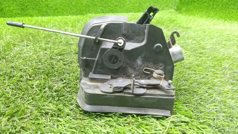 Замок боковой двери BMW X5 2006 E53