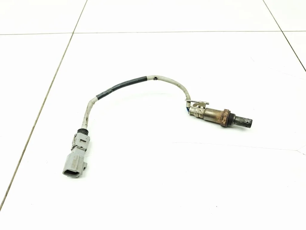 Датчик кислородный Toyota Avensis 2 T250