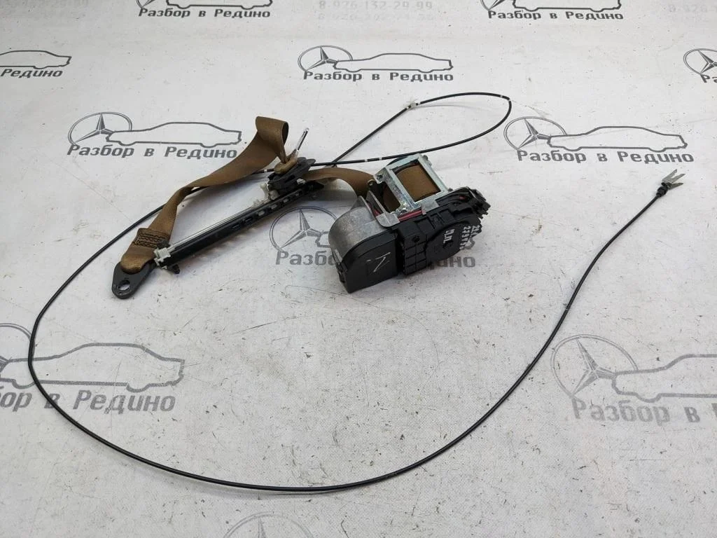 Ремень безопасности передний правый Mercedes-Benz