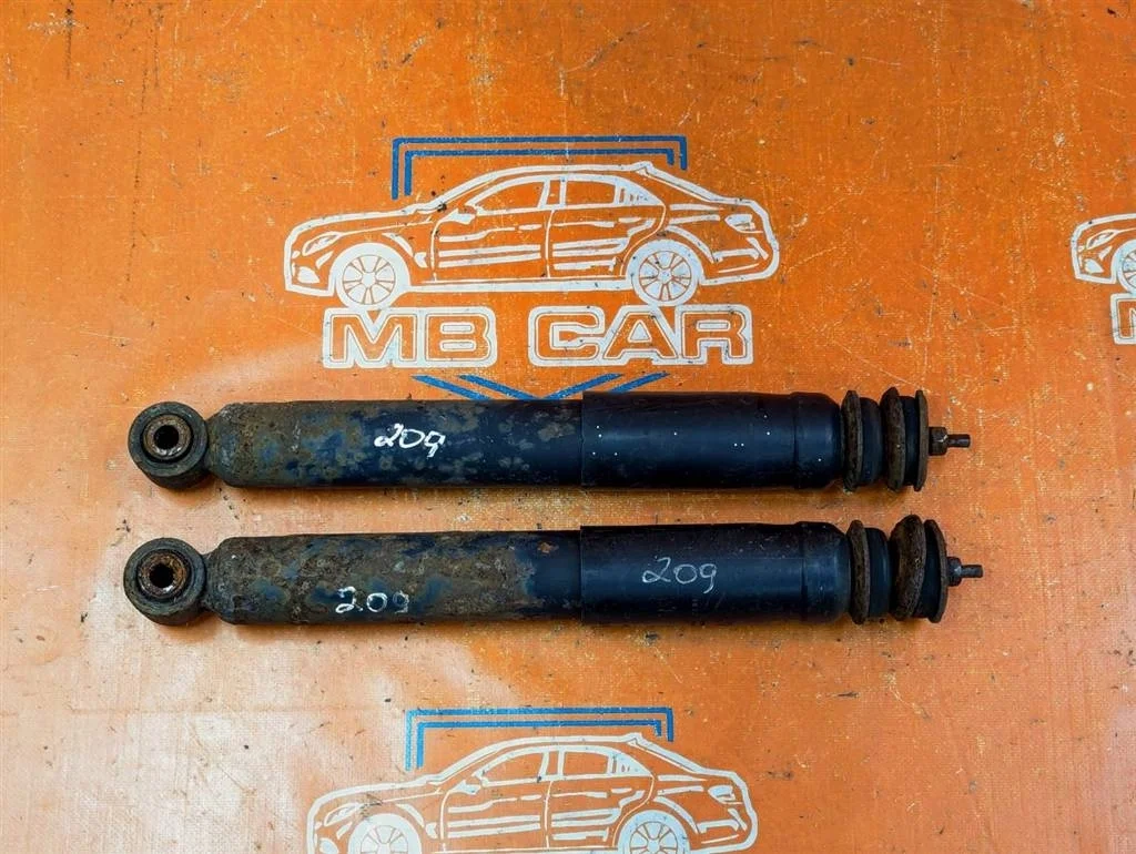 Стойка передняя Mercedes-Benz