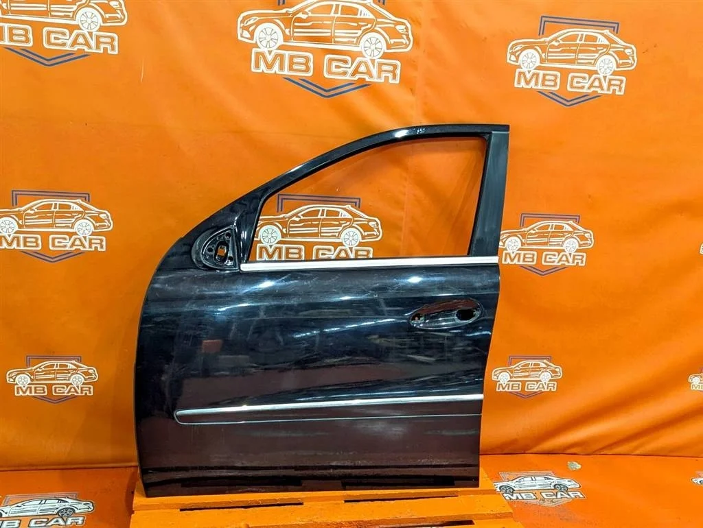 Дверь передняя левая Mercedes-Benz