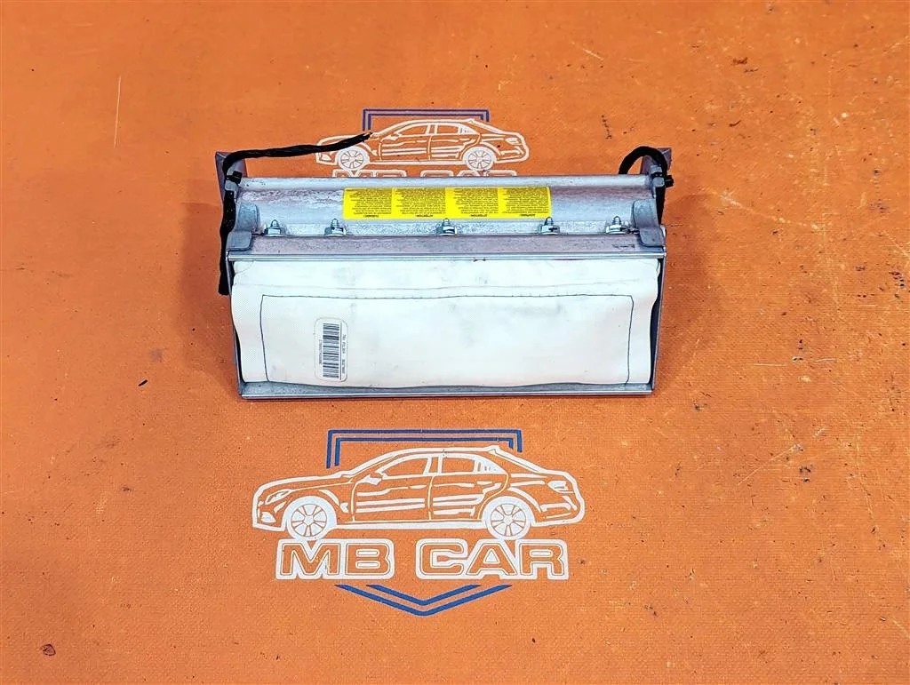 Подушка безопасности пасажирская Mercedes-Benz