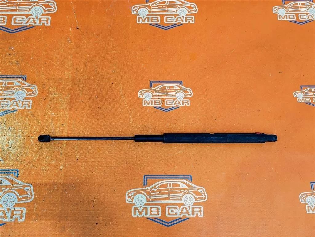 Амортизатор капота Mercedes-Benz
