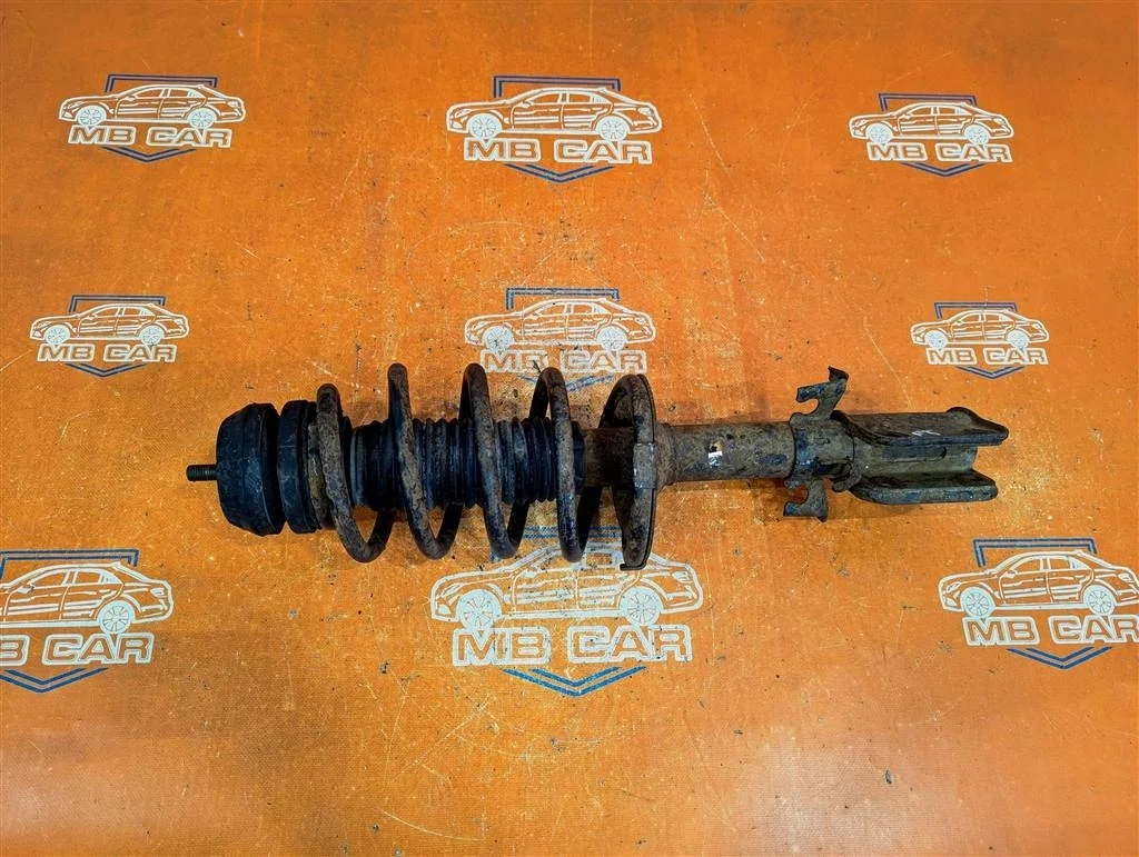 Стойка передняя Mercedes-Benz